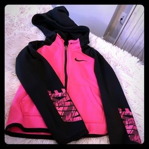 Girls Nike dry fit jacket, size 5/small